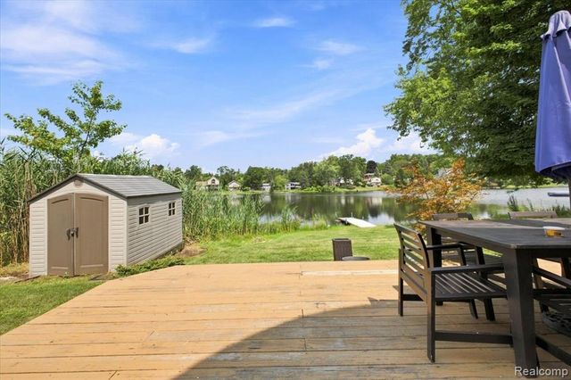 1255 Paul Boulevard, Lake Orion, MI 48362