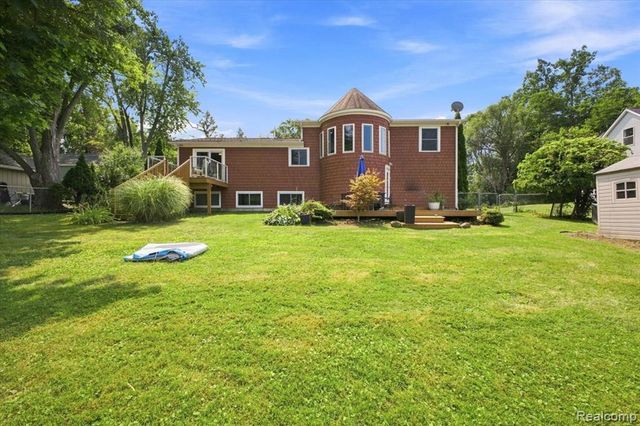 1255 Paul Boulevard, Lake Orion, MI 48362