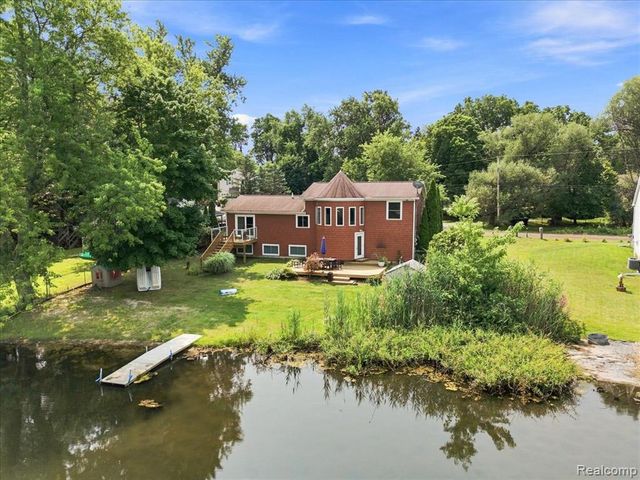 1255 Paul Boulevard, Lake Orion, MI 48362
