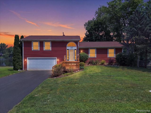 1255 Paul Boulevard, Lake Orion, MI 48362
