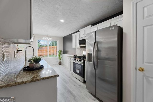 599 Shadow Valley Court, Lithonia, GA 30058