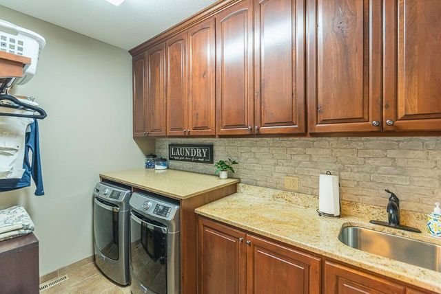 6064 Fairfax Road, Baxter, MN 56425