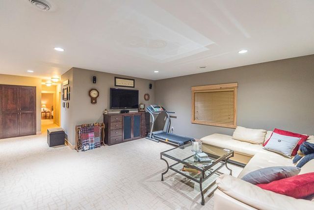 6064 Fairfax Road, Baxter, MN 56425