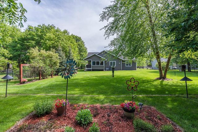 6064 Fairfax Road, Baxter, MN 56425