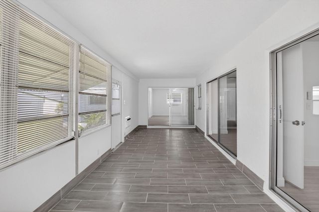 703 SW 18th Street, Boynton Beach, FL 33426