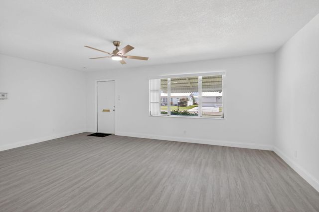 703 SW 18th Street, Boynton Beach, FL 33426