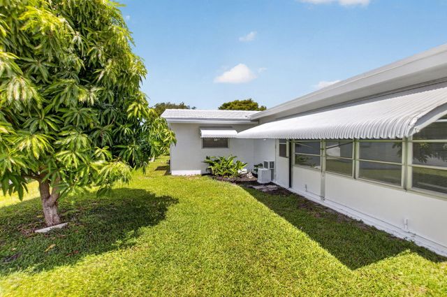 703 SW 18th Street, Boynton Beach, FL 33426