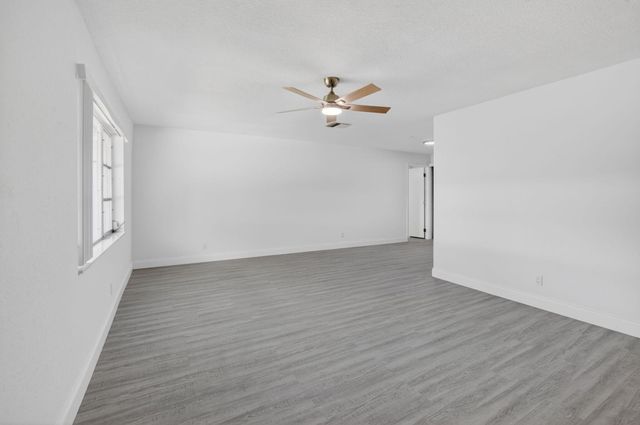 703 SW 18th Street, Boynton Beach, FL 33426