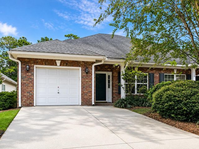 127 Manning Court, Summerville, SC 29485