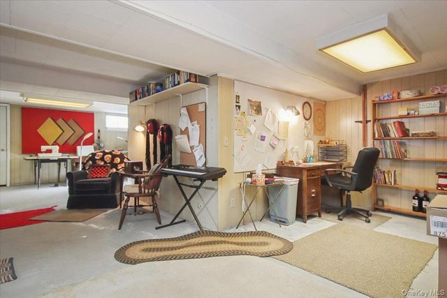 82 Sleight Plass Road, Poughkeepsie, NY 12603