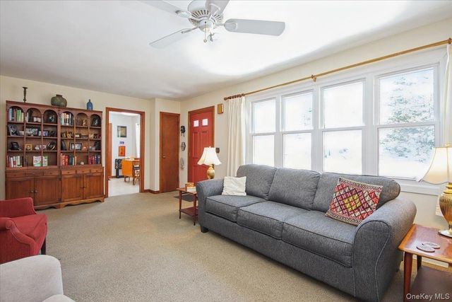 82 Sleight Plass Road, Poughkeepsie, NY 12603