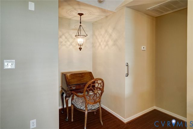 8101 Janice Ave, Mechanicsville, VA 23111