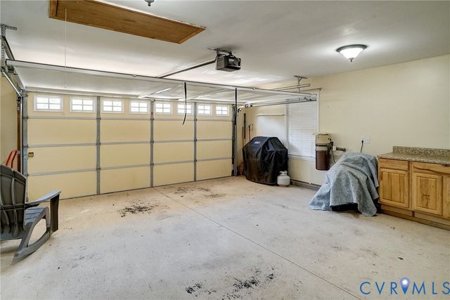 8101 Janice Ave, Mechanicsville, VA 23111