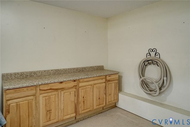 8101 Janice Ave, Mechanicsville, VA 23111