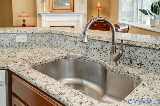 8101 Janice Ave, Mechanicsville, VA 23111