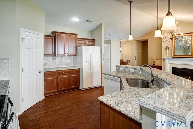 8101 Janice Ave, Mechanicsville, VA 23111