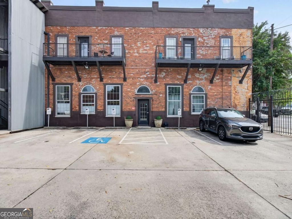 267 Peters Street SW 102, Atlanta, GA 30313 — exterior