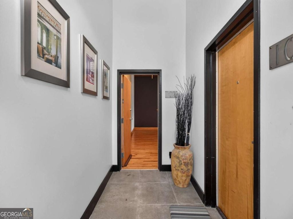 267 Peters Street SW 102, Atlanta, GA 30313 — photo 2