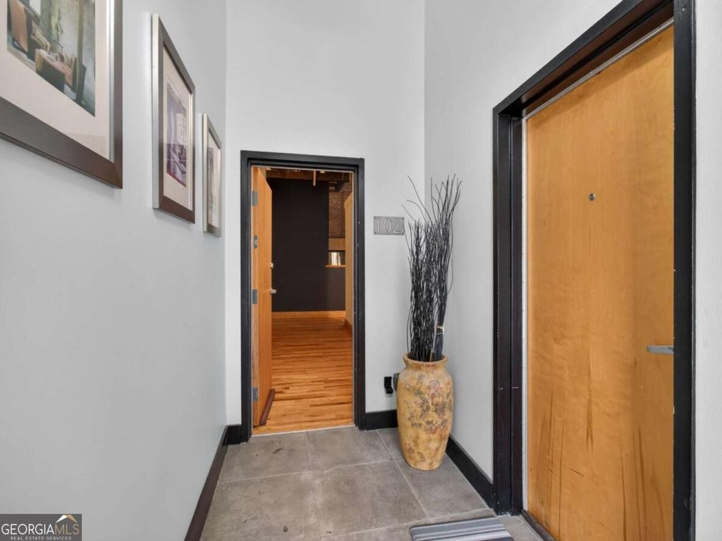 267 Peters Street SW 102, Atlanta, GA 30313 — photo 3