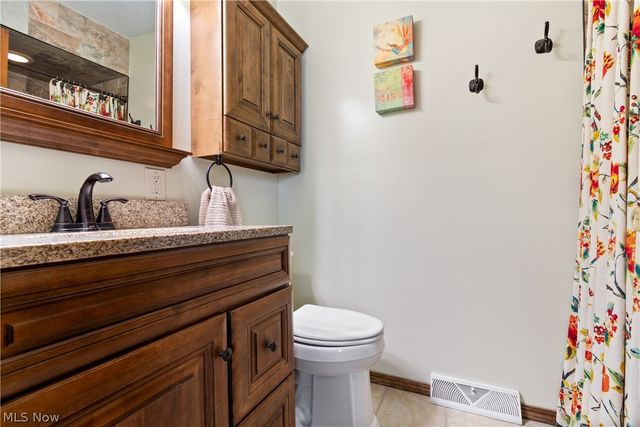 5107 Fox Ridge Dr., Green, OH 44720