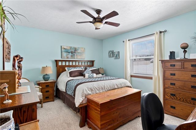 5107 Fox Ridge Dr., Green, OH 44720