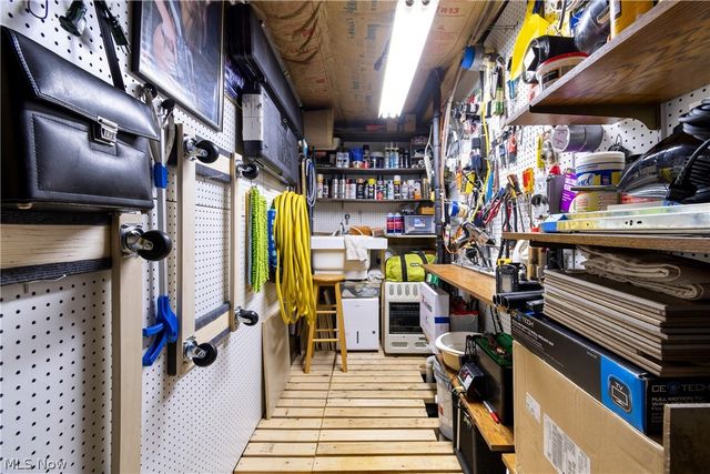 5107 Fox Ridge Dr., Green, OH 44720