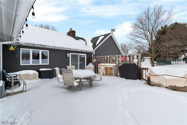 5107 Fox Ridge Dr., Green, OH 44720