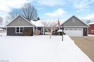 5107 Fox Ridge Dr., Green, OH 44720