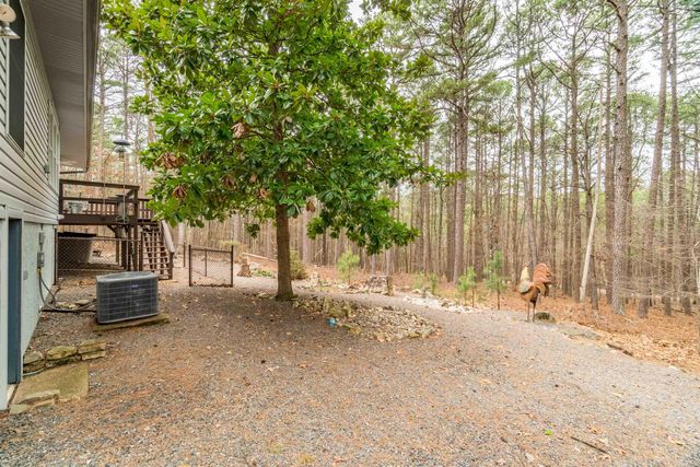 8 Fabero Lane, Hot Springs Village, AR 71909