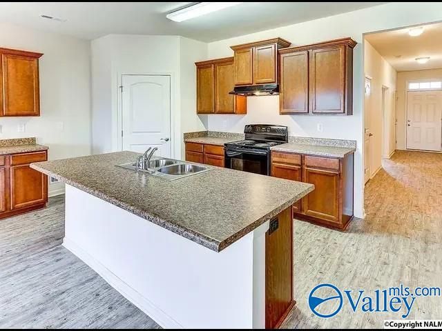 121 Pine Landing Drive, Harvest, AL 35749