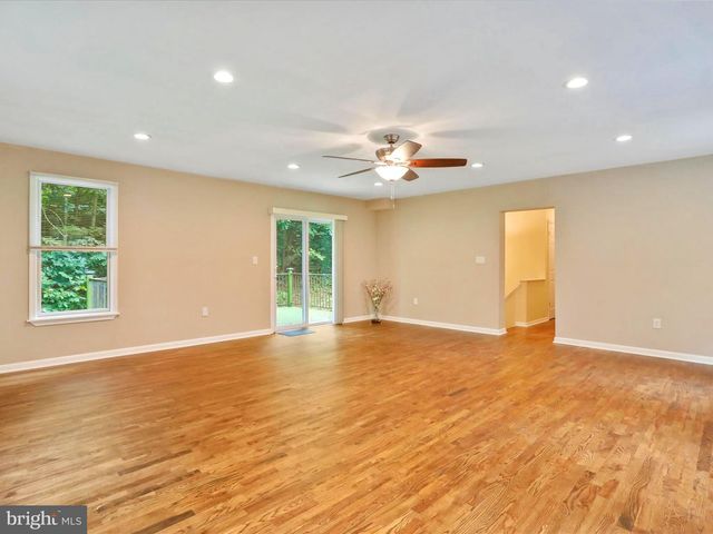 275 MOUNTAIN HEIGHTS RD, Front Royal, VA 22630