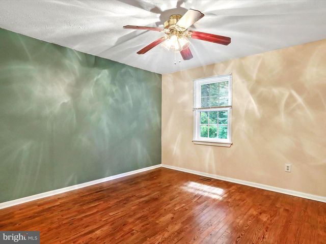 275 MOUNTAIN HEIGHTS RD, Front Royal, VA 22630