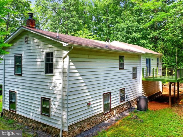 275 MOUNTAIN HEIGHTS RD, Front Royal, VA 22630