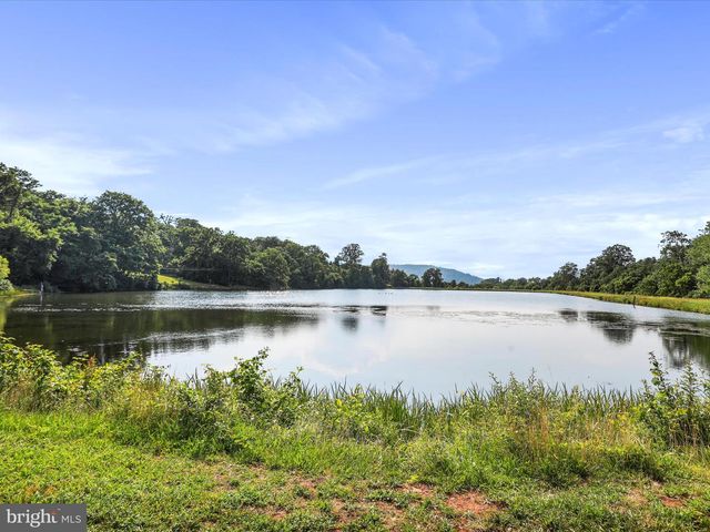 275 MOUNTAIN HEIGHTS RD, Front Royal, VA 22630