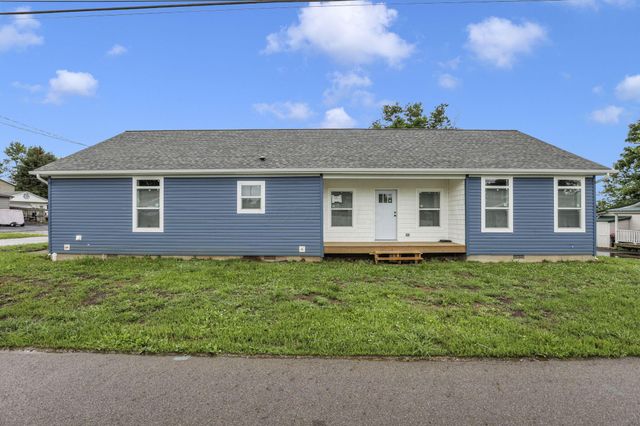 216 Wood Street, Buckeye Lake, OH 43008