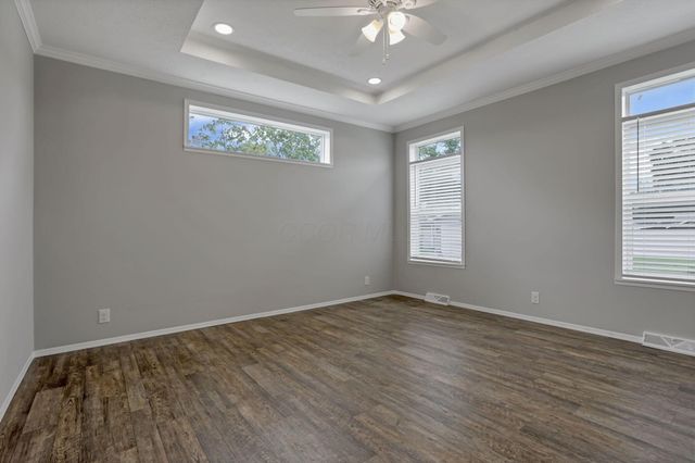 216 Wood Street, Buckeye Lake, OH 43008