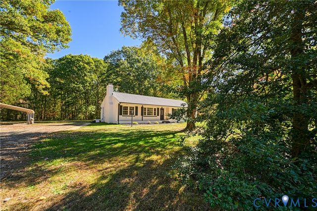 3040 Zachary Taylor Hwy, Mineral, VA 23117