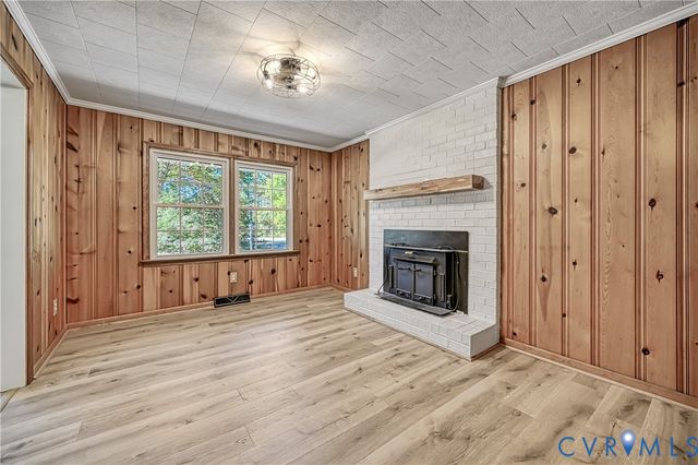 3040 Zachary Taylor Hwy, Mineral, VA 23117