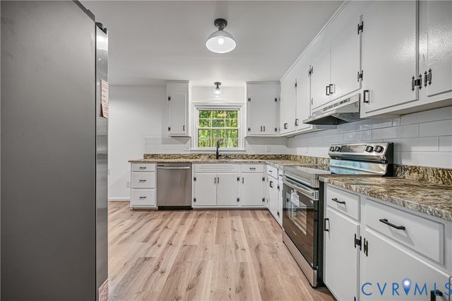 3040 Zachary Taylor Hwy, Mineral, VA 23117