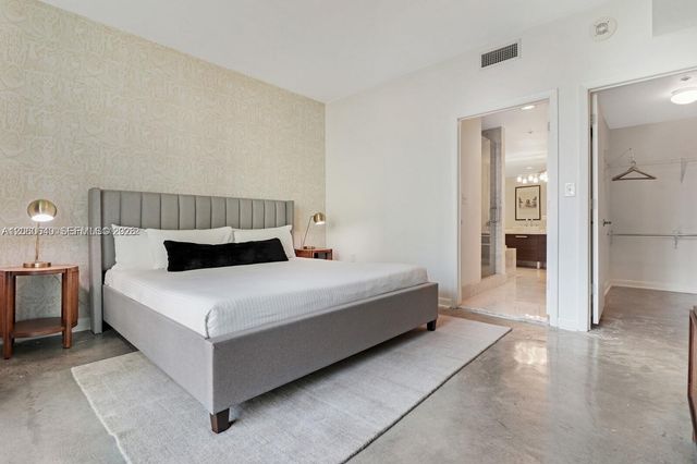 253 NE 2nd St 508, Miami, FL 33132