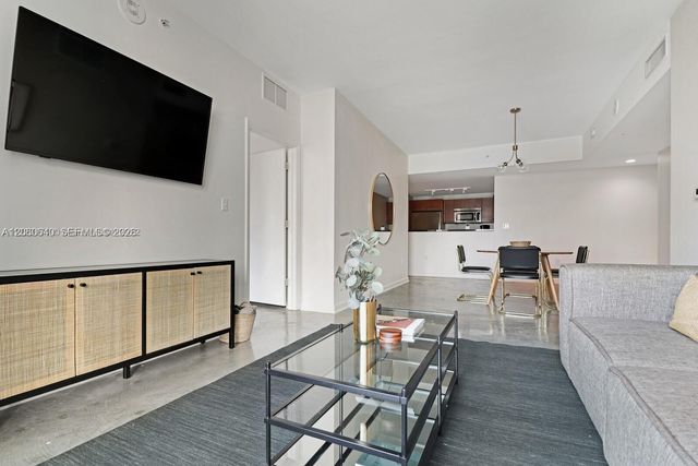 253 NE 2nd St 508, Miami, FL 33132
