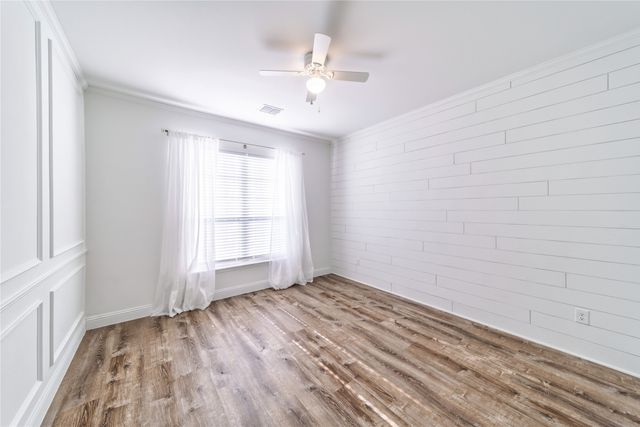 201 Brookview Drive, Lavon, TX 75166