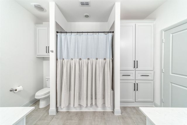 201 Brookview Drive, Lavon, TX 75166