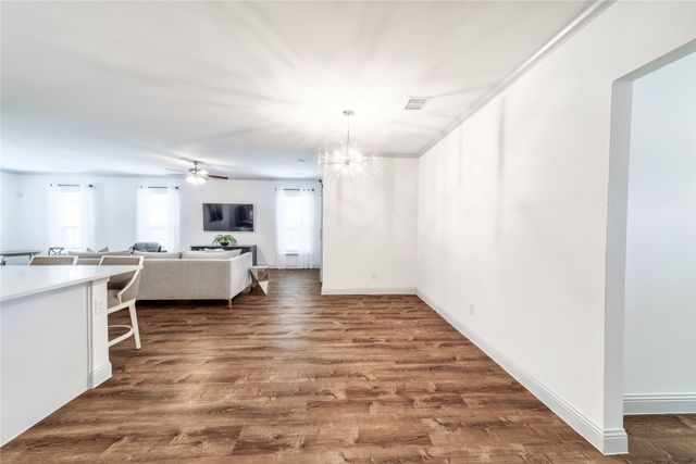 201 Brookview Drive, Lavon, TX 75166