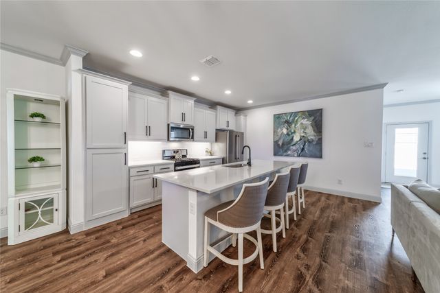 201 Brookview Drive, Lavon, TX 75166