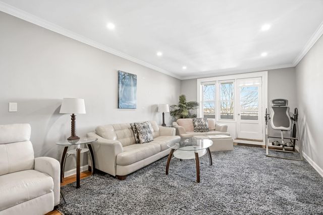 315 King Street 3C, Port Chester, NY 10573