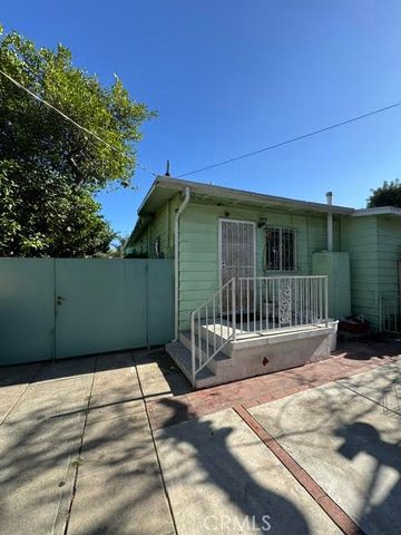 1199 W 38th Street, Los Angeles, CA 90037