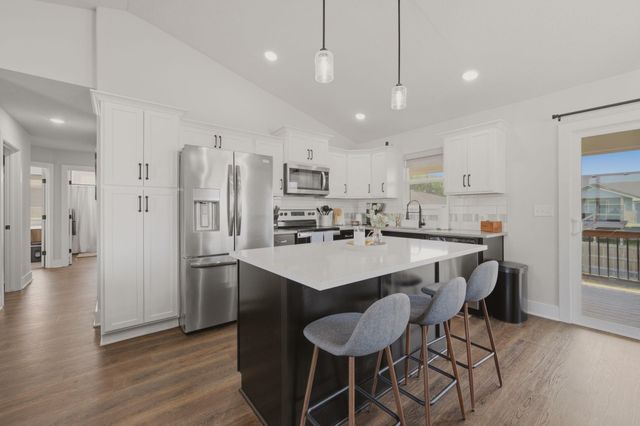 8649 E Chris, Wichita, KS 67226