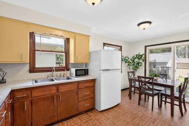 3953 38th Avenue S, Minneapolis, MN 55406