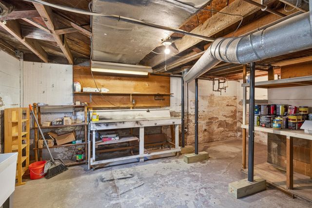 3953 38th Avenue S, Minneapolis, MN 55406